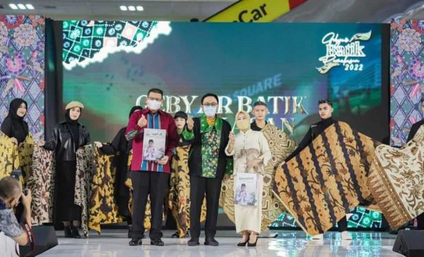 Ikhtiar Tingkatkan Ekonomi, Pemkab Pamekasan Ikuti Gelaran Gebyar Batik di Malang