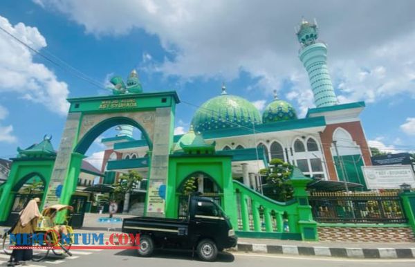 Selama Ramadan Masjid Agung As-Syuhada Pamekasan Batasi Volume Pengeras Suara