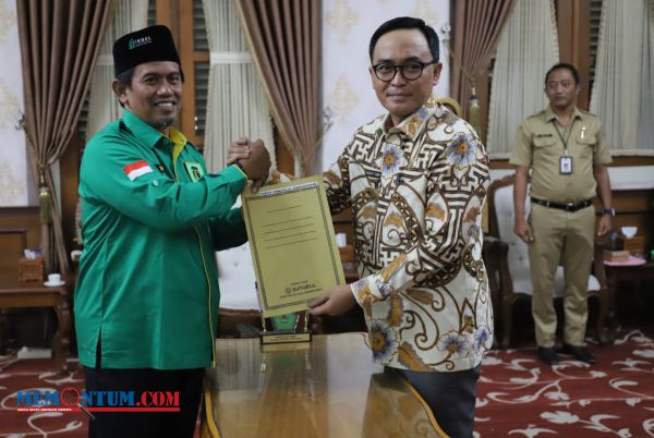 Sepuluh Parpol di Pamekasan Terima Banpol, DPC PPP Tempati Urutan Pertama